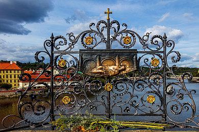 Steam夏促史低价游戏推荐汇总 《只狼》降至134元